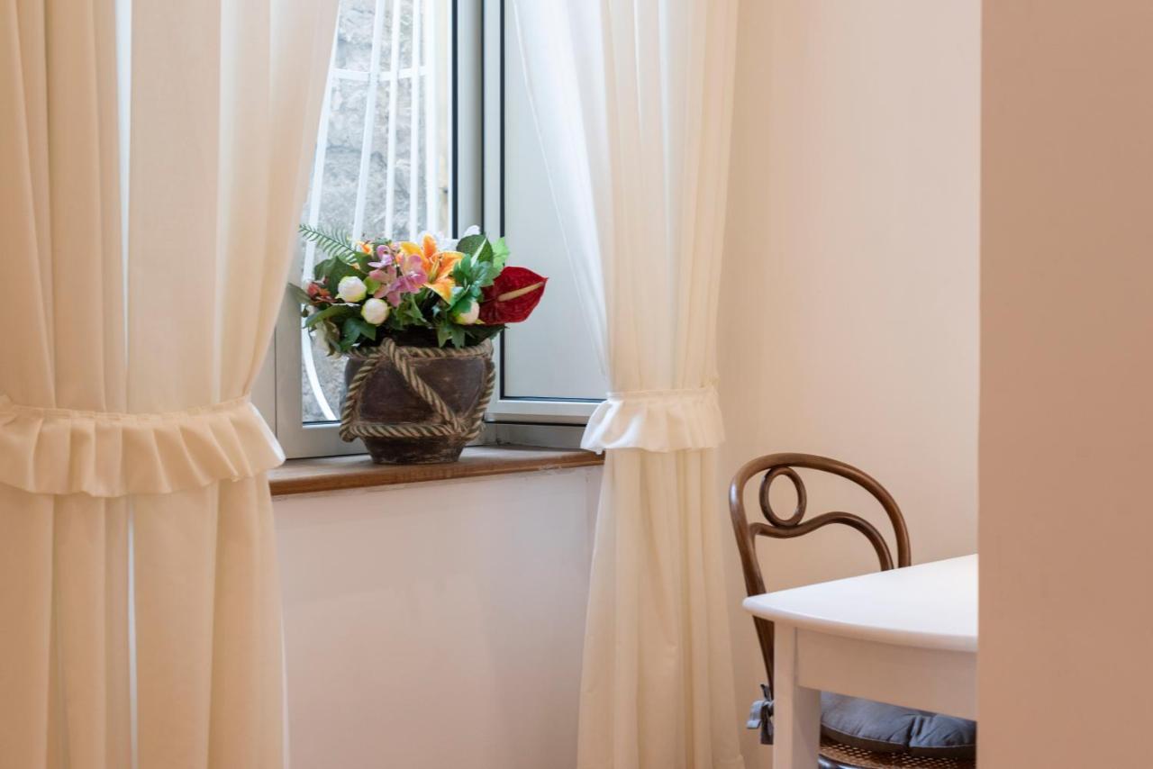 Pignatelli Rooms Neapol Zewnętrze zdjęcie