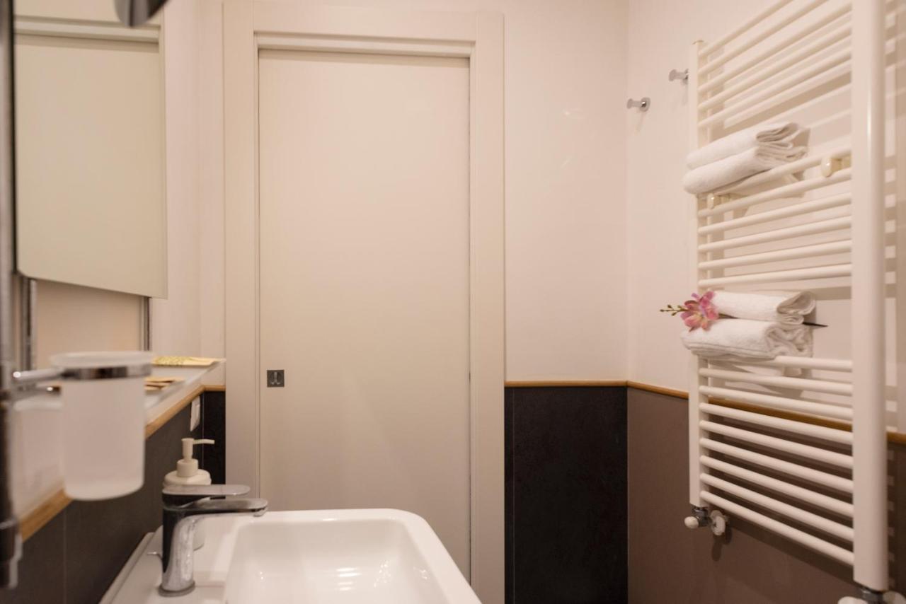 Pignatelli Rooms Neapol Zewnętrze zdjęcie